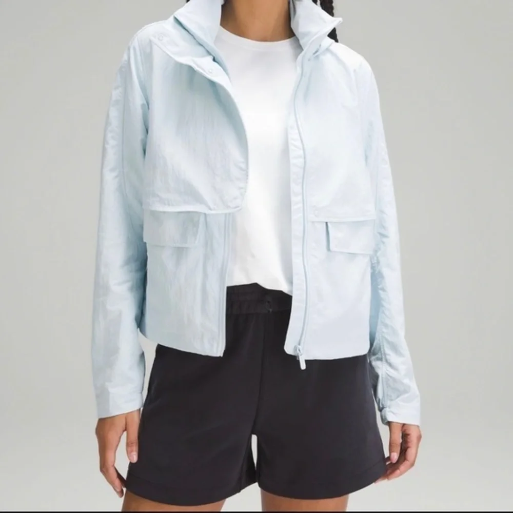 Lululemon Always Effortless Jacket - Picture 2 of 10